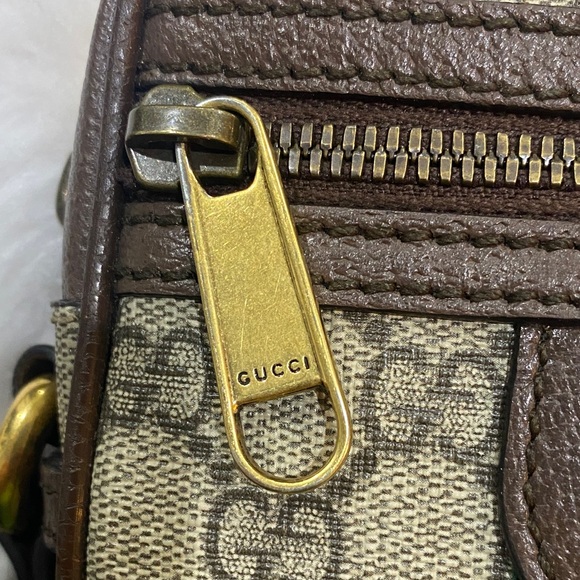 Gucci Beige Belt Bag with Green and Red Stripe - Picture 2 of 10